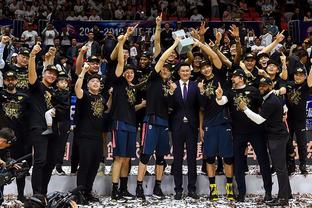 广东男篮防守稳固力克上海（广东男篮凭稳健防守击败上海队）