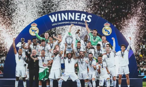 蒙托利沃：我不认为米兰能争冠，他们会和尤文、罗马争第四（蒙托利沃：米兰无缘争冠，将与尤文、罗马竞争第四名）